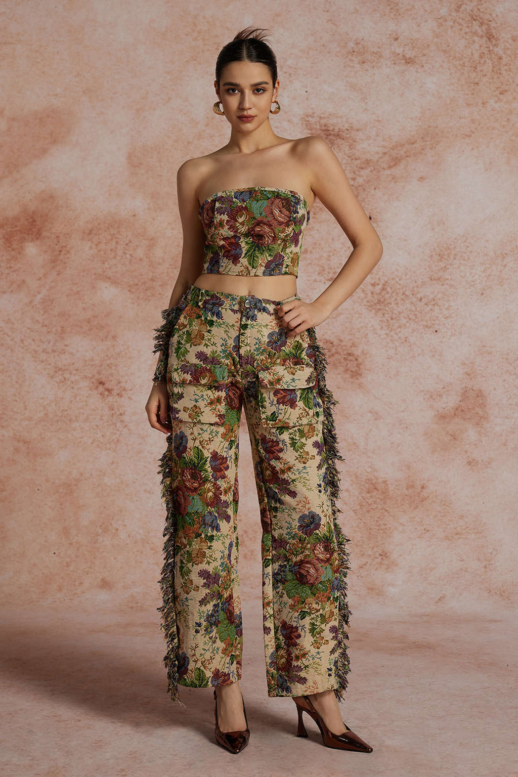 Conjunto Floral Flecos Blusa Espalda Atada Pantalones