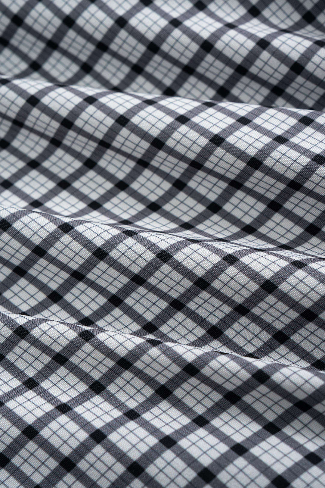 חולצה ארוכת שרוולים עם הדפס משובץ וקשירה בגב 