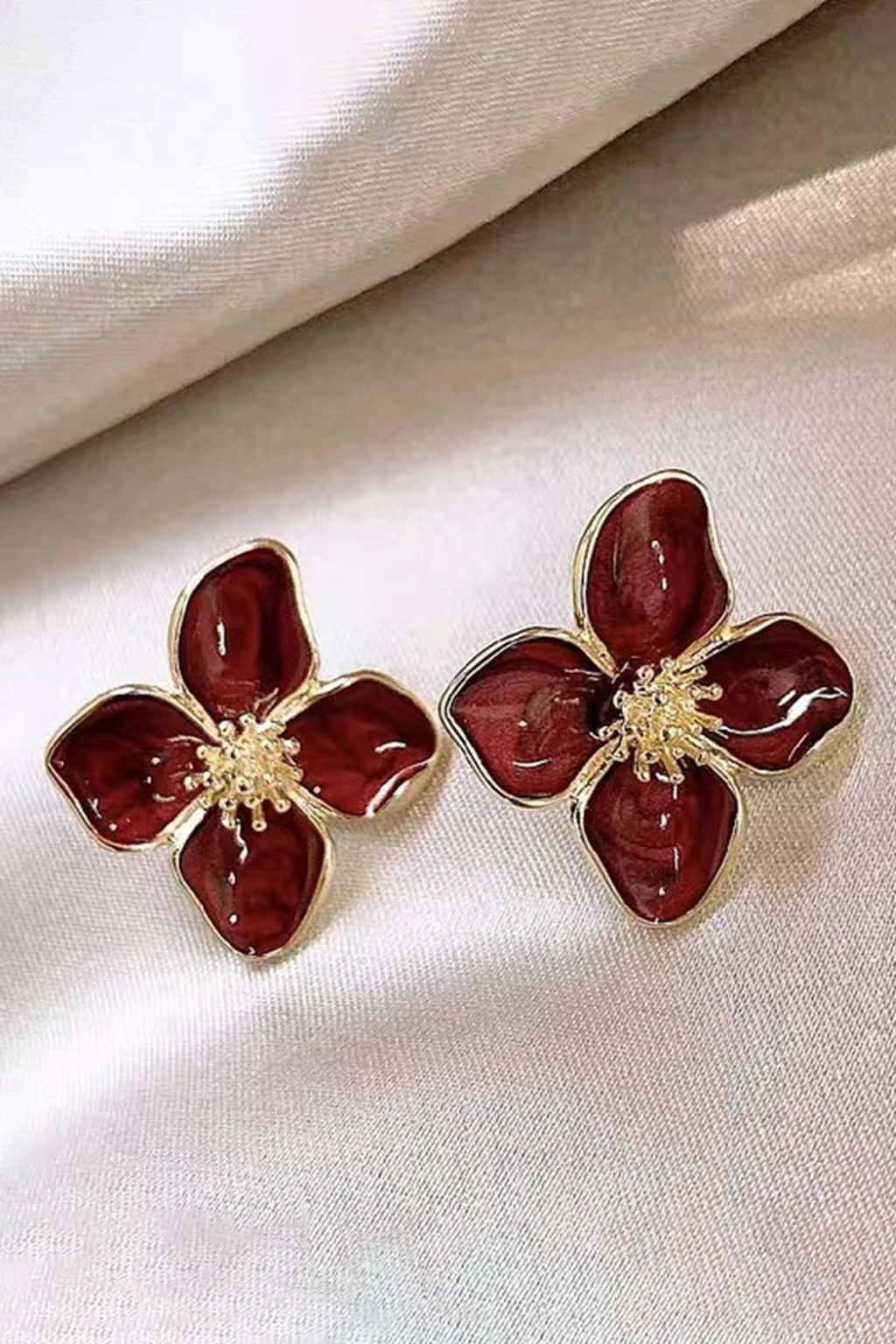 Arete Floral Metálico De Diseño Para Uso Diario Elegante
