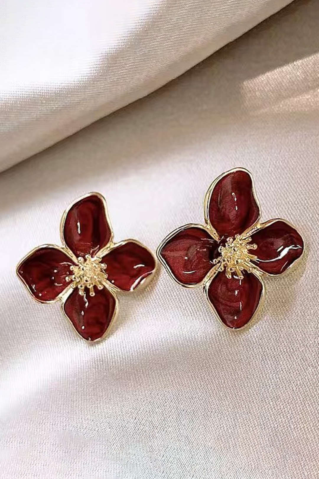 Arete Floral Metálico De Diseño Para Uso Diario Elegante