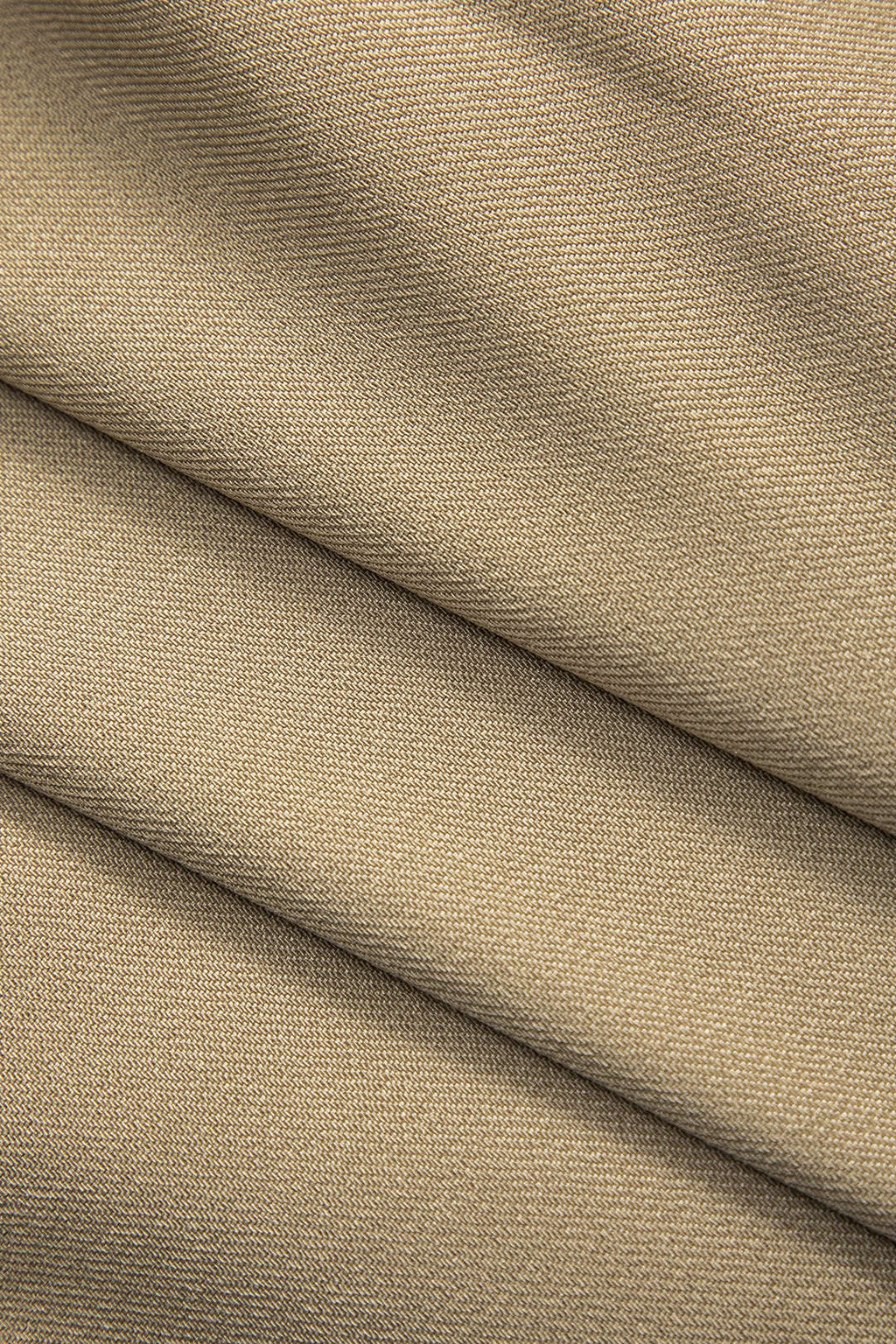 חצאית קפלים עם רוכסן דקורטיבי ממתכת 