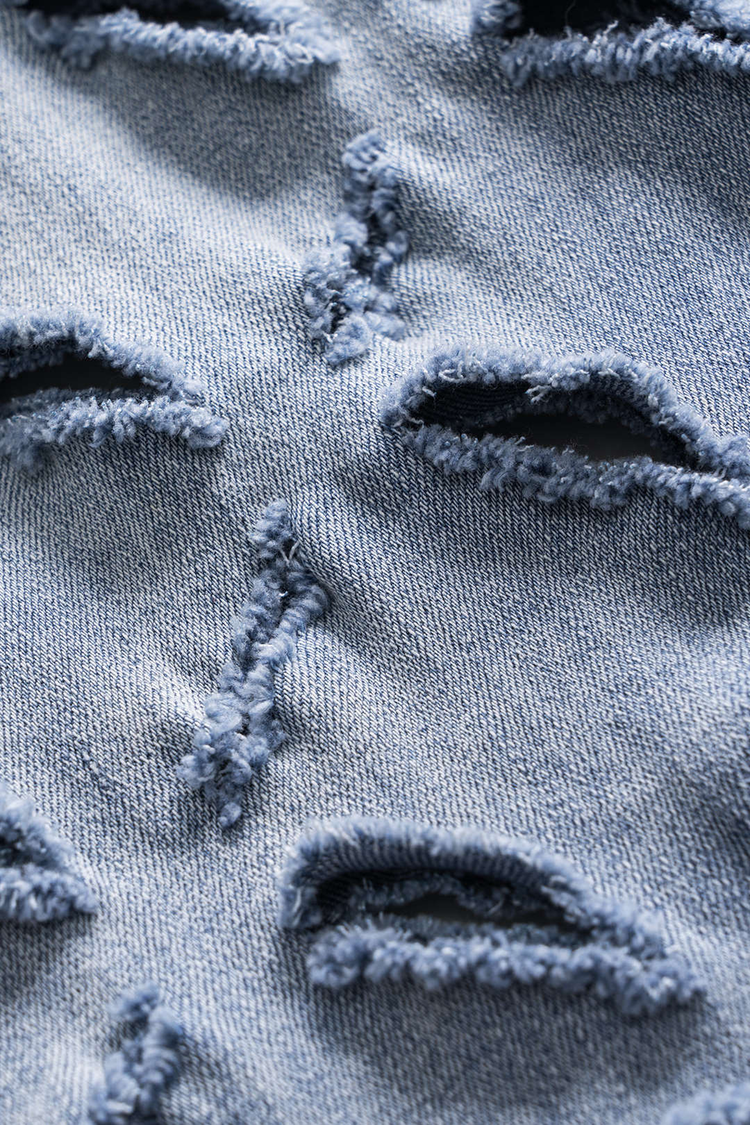 Vaqueros Denim Pierna Ancha Con Desgaste Y Bolsillos Botón