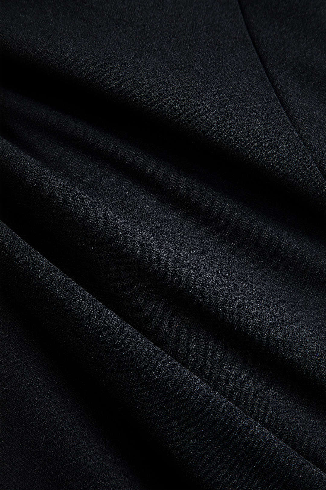 שמלת מיני בלייזר עם שרוולים ארוכים ומג'ינס 