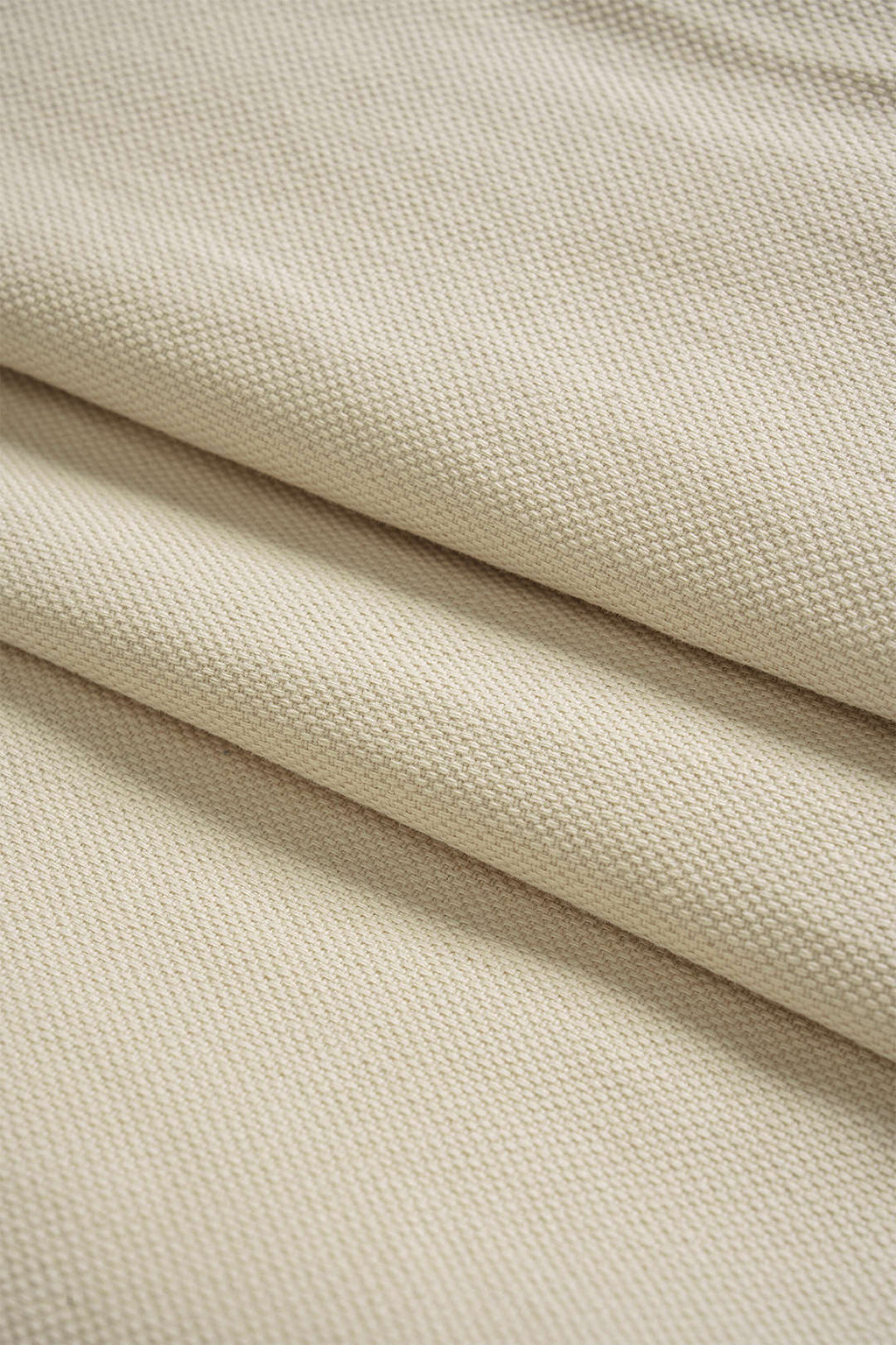 חצאית מיני קפלים מנוגדת 