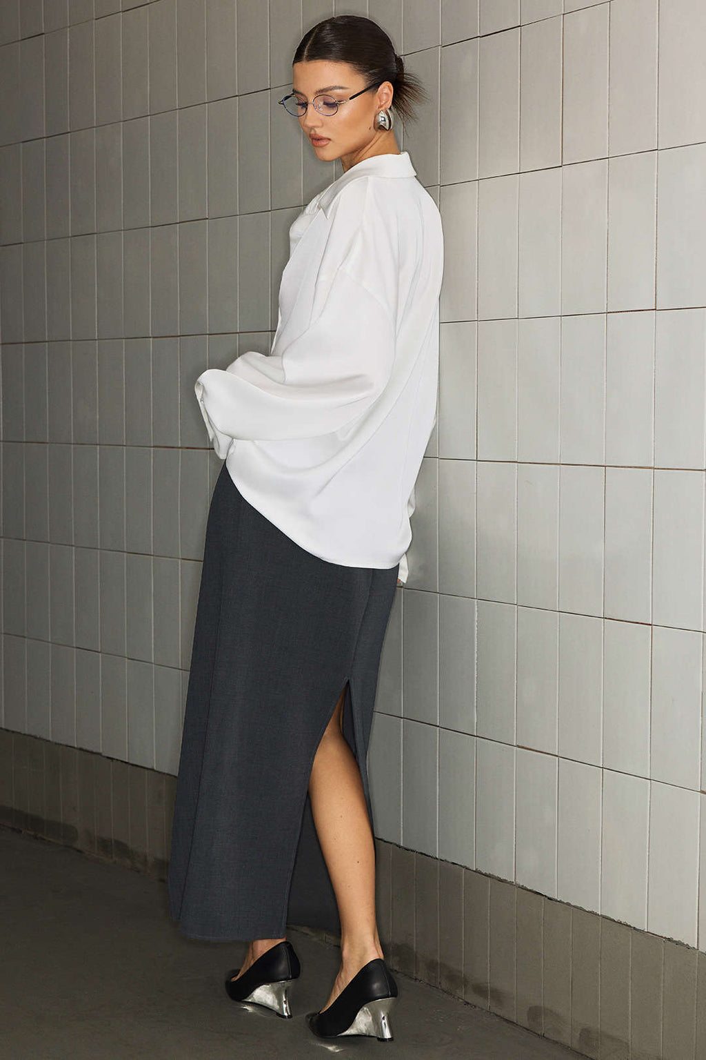 חולצת סאטן עם שרוולים ארוכים ומרופטת 