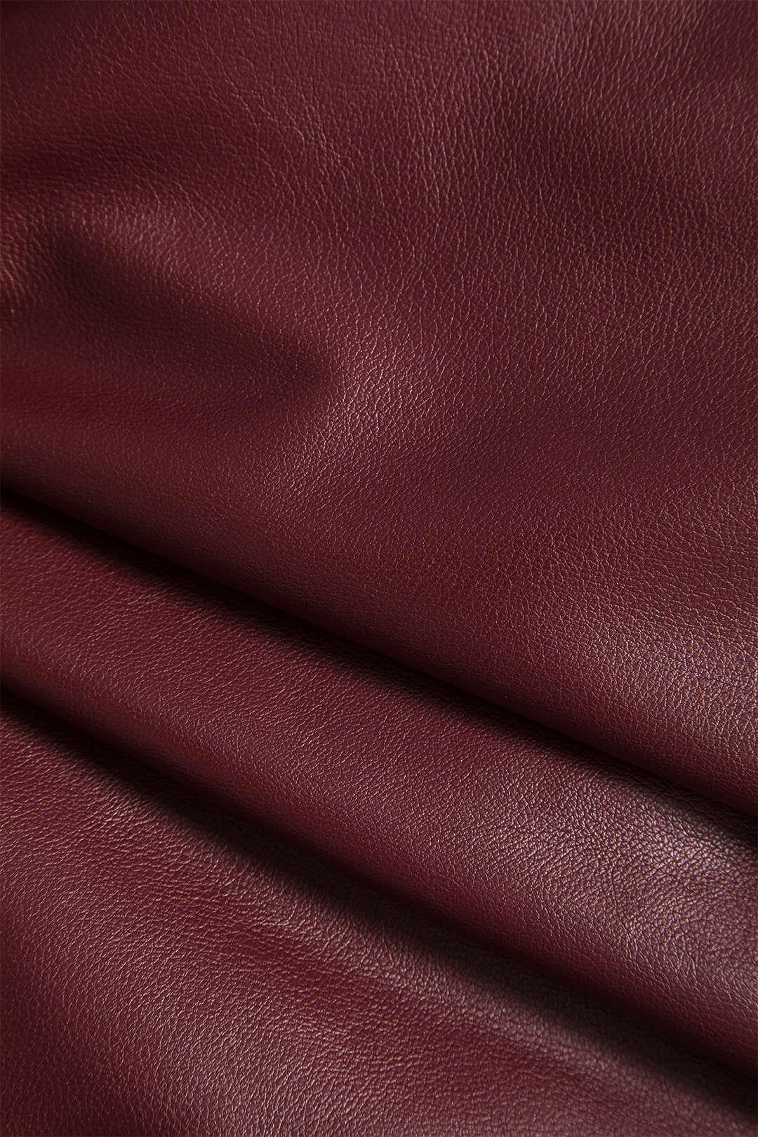 חצאית מיני דמוית עור עם קשירה מלפנים 