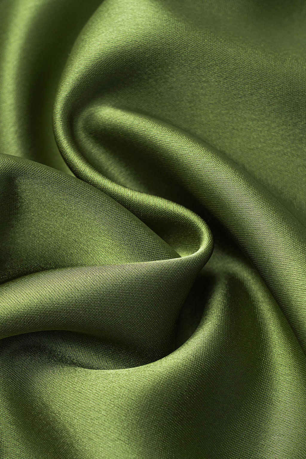 חצאית סאטן אסימטרית עם רוכסן וקשירה 