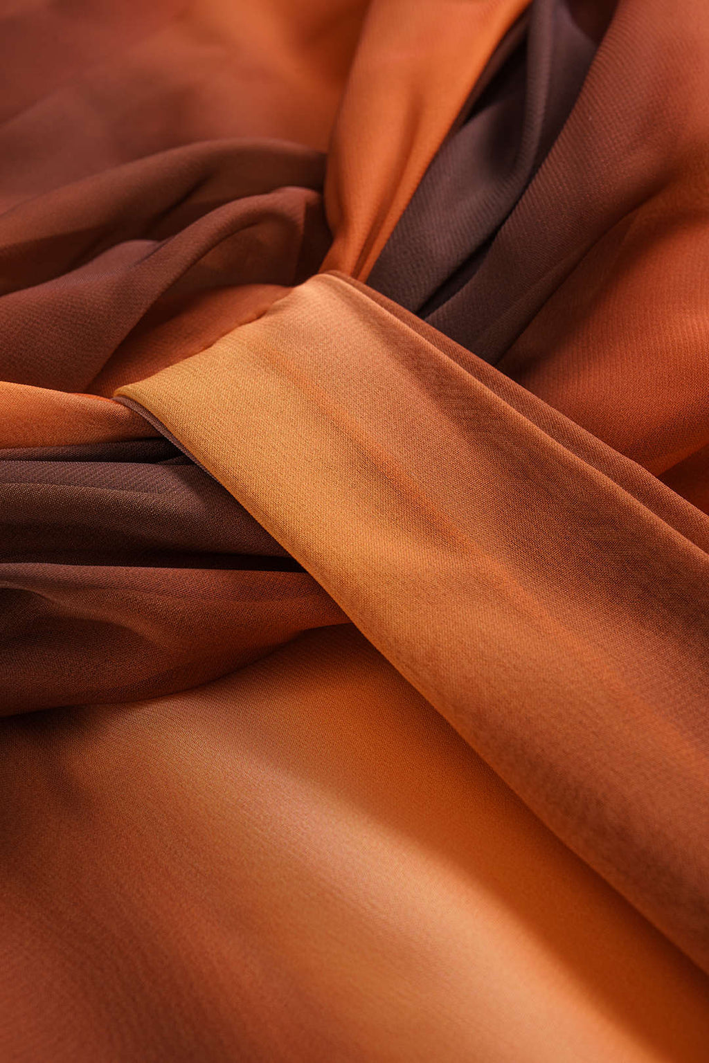 חצאית שיפון עם הדפס אומברה 