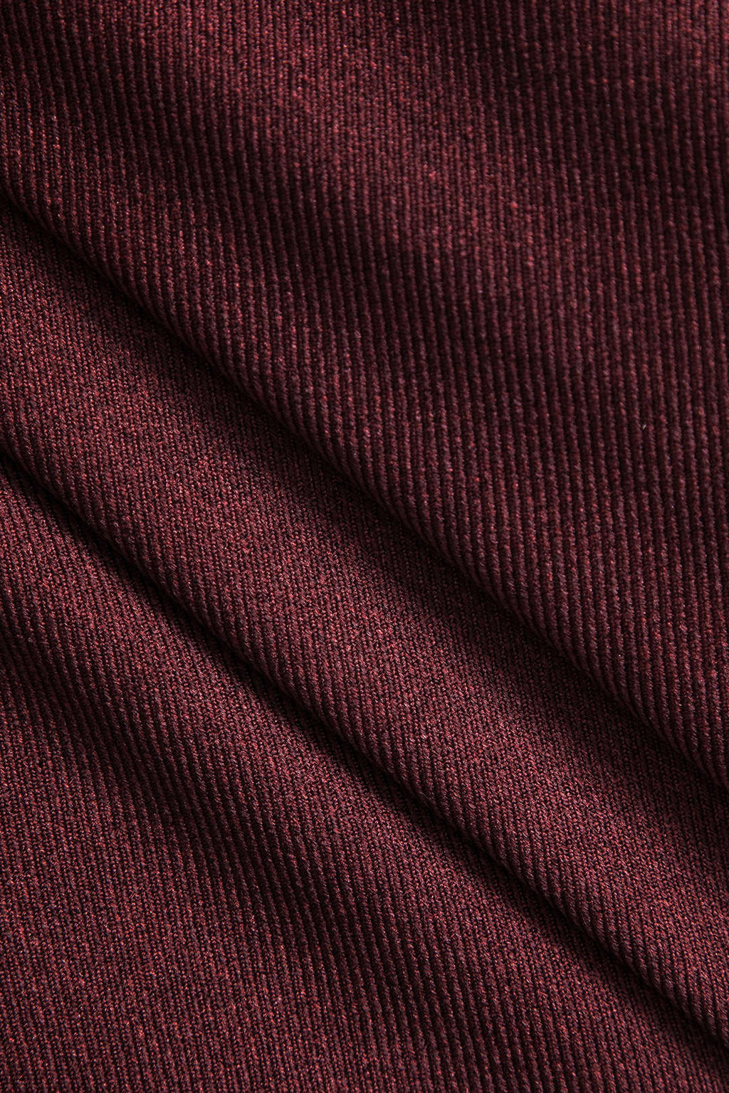 חצאית מיני דמוית עור עם טלאים 