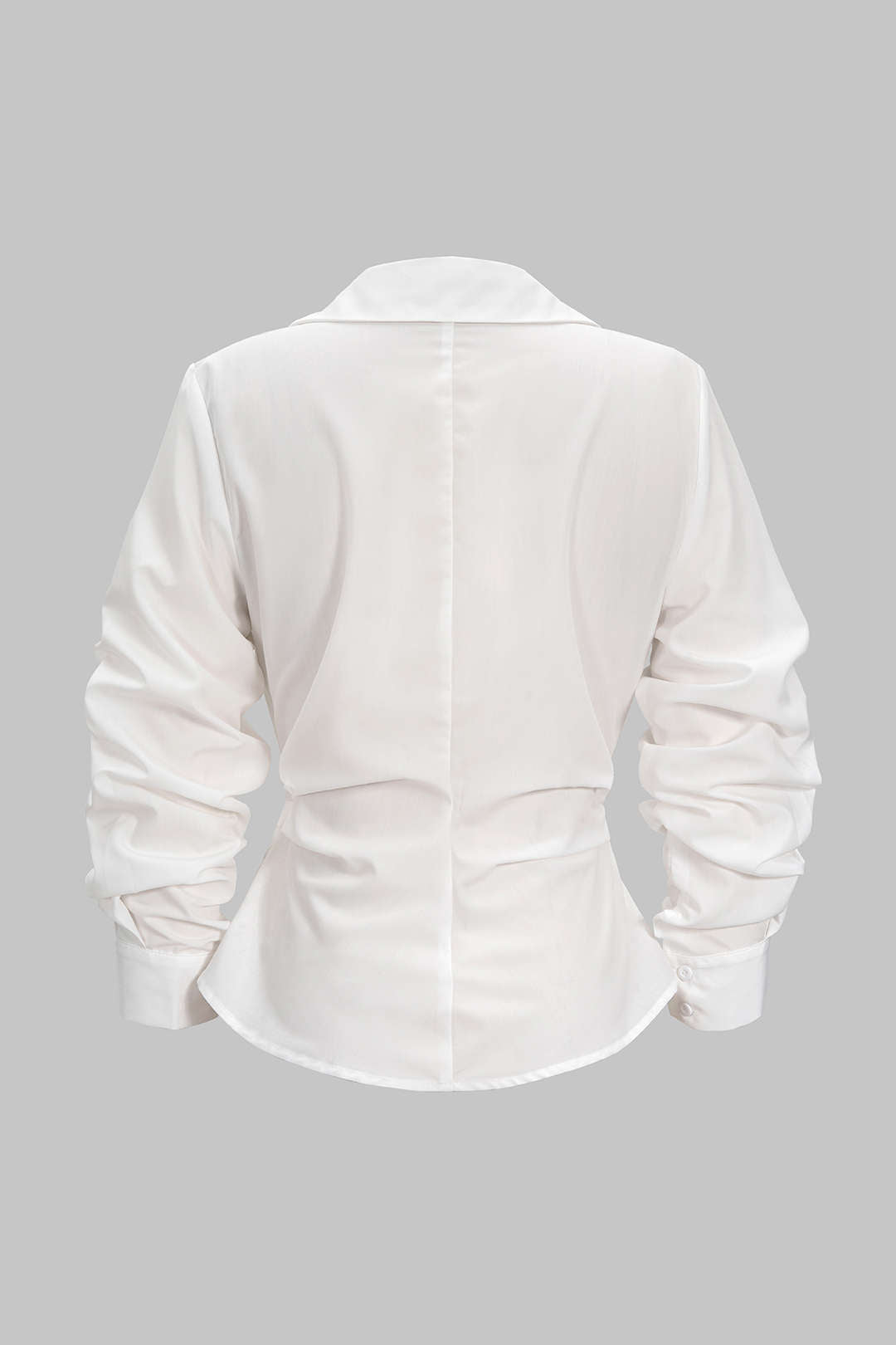 חולצה ארוכת שרוולים עם כפתורים וסגירה 