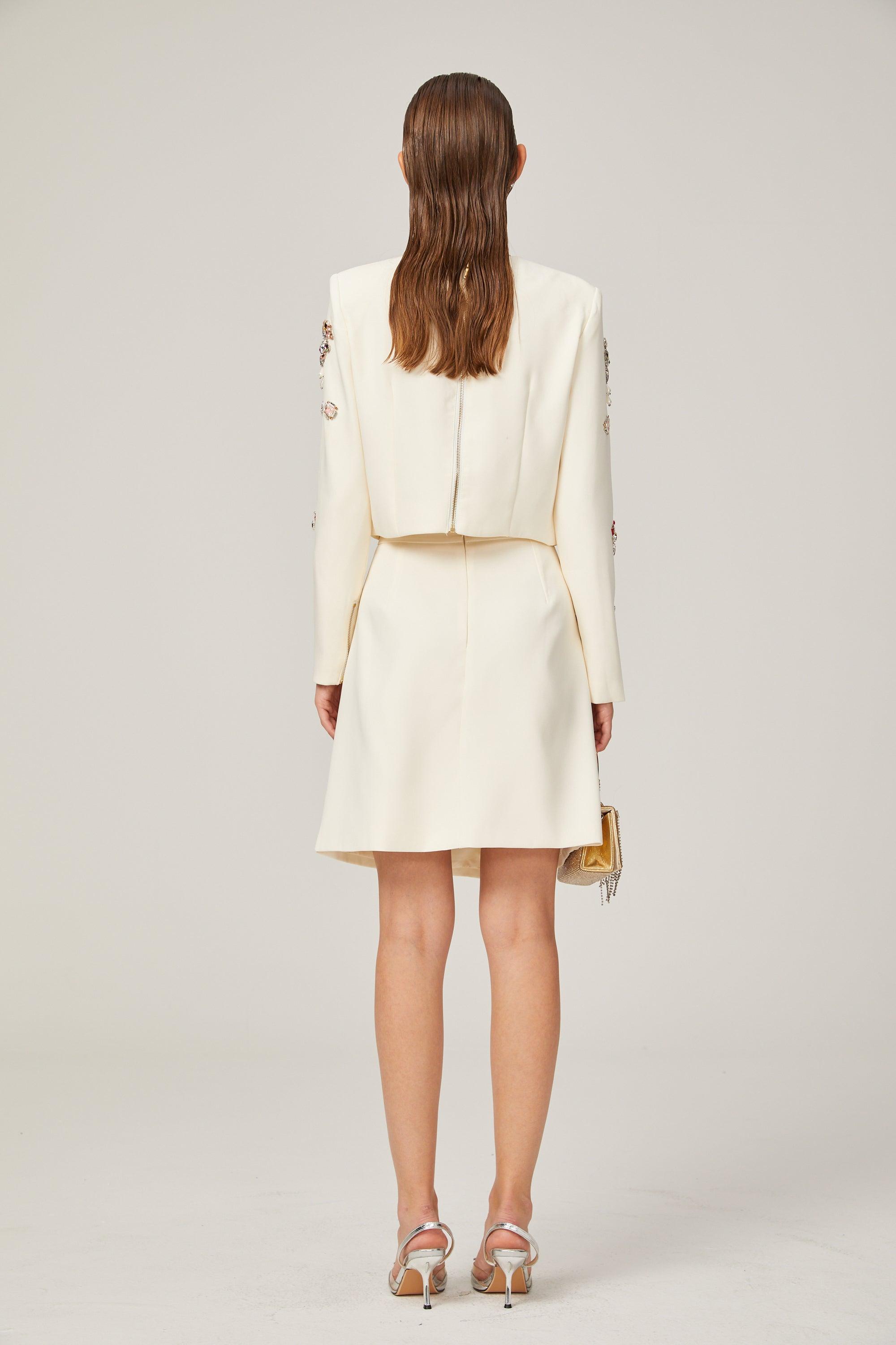 Conjunto Vestido de Noche Crema con Pedrería Elegante