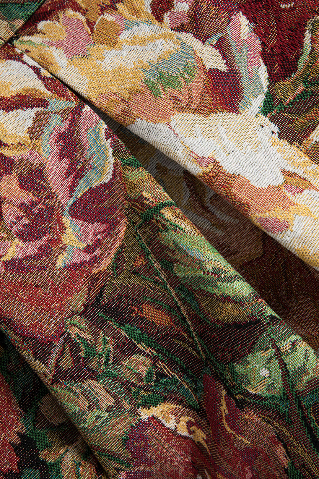 חצאית קפלים בגזרה גבוהה עם הדפס פרחוני 