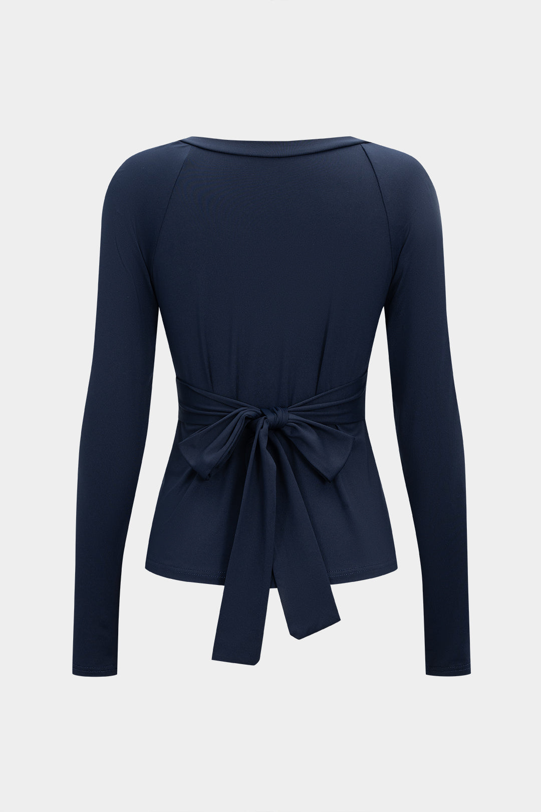 חולצה ארוכת שרוולים עם צווארון וי וצווארון רצועות 