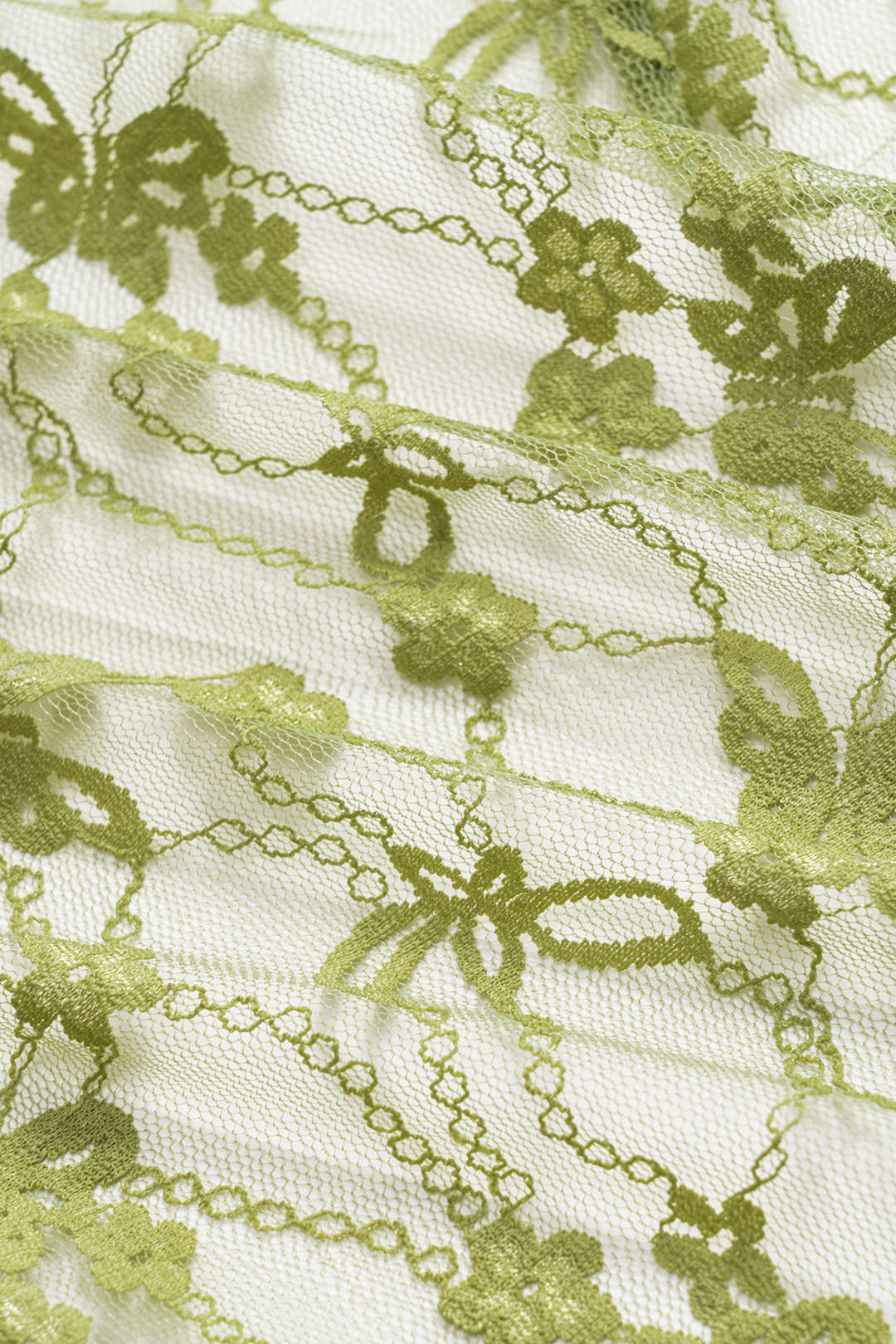 חולצה ארוכת שרוולים עם קשירה קדמית וטלאים מבד סאטן 