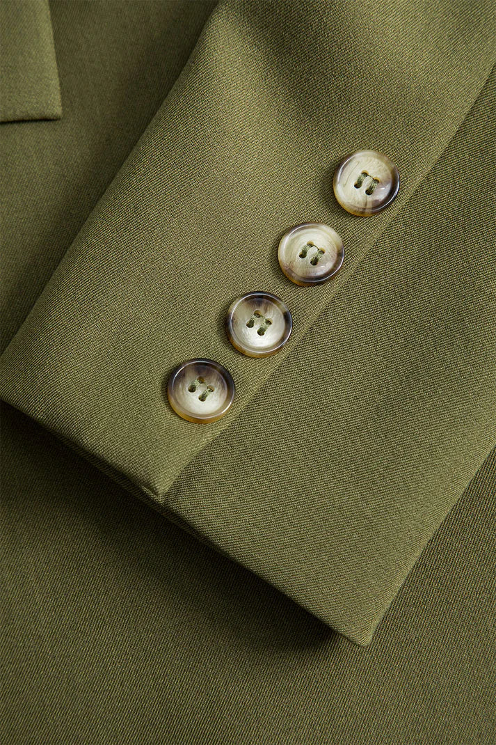 Chaqueta Glentir Con Corte Asimétrico Detalle Cinturón
