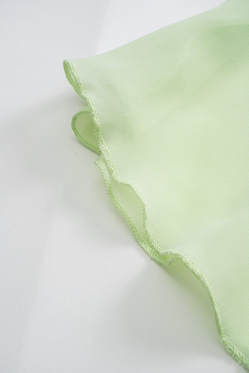 חולצה ארוכת שרוולים עם קפלים ושכבות 