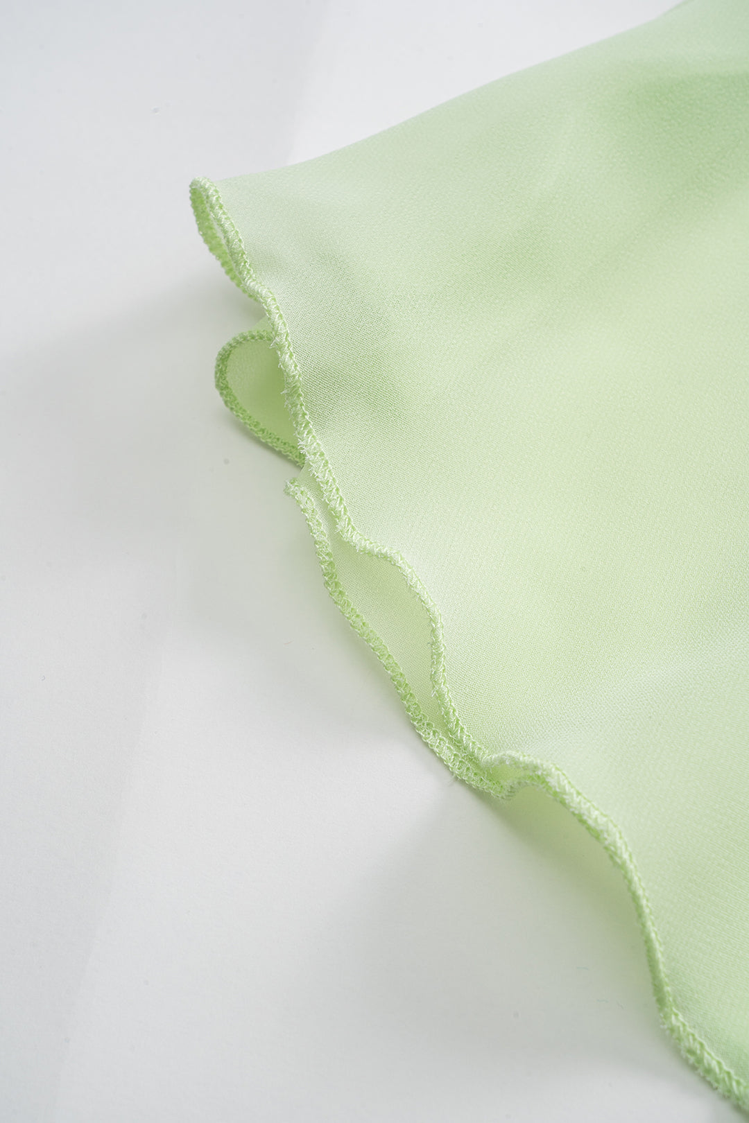 חולצה ארוכת שרוולים עם קפלים ושכבות 