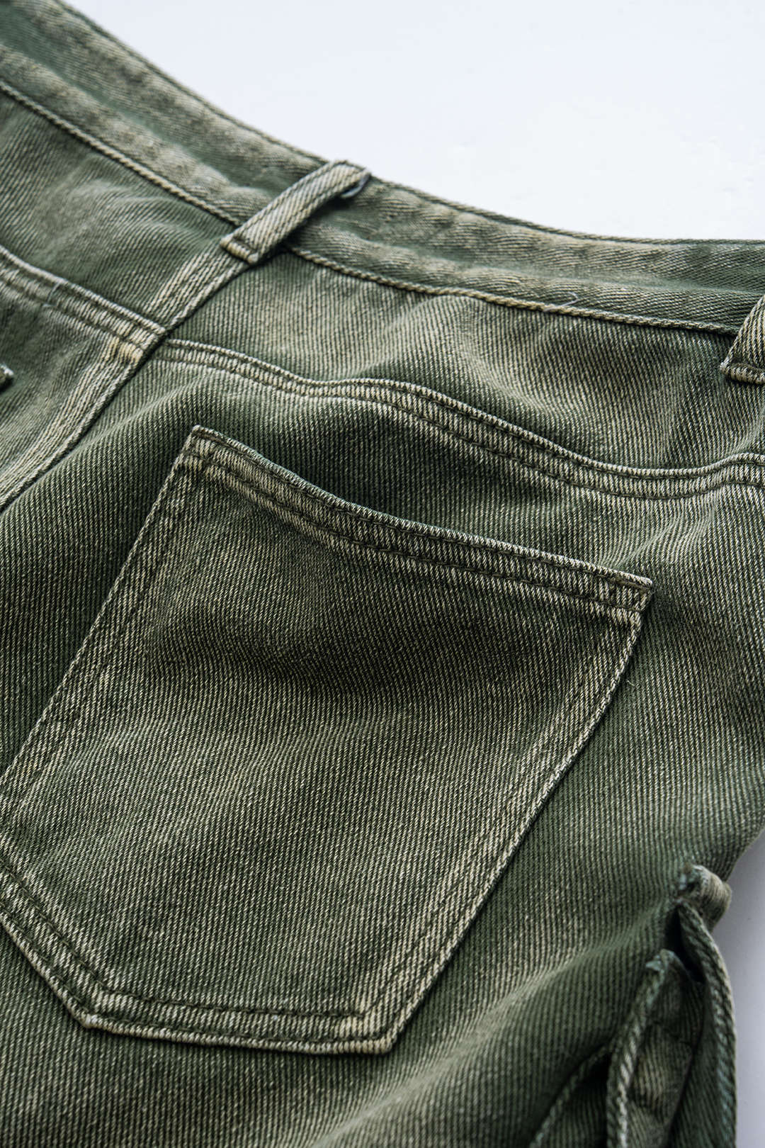 Jeans Cargo De Pierna Ancha Con Ombre Y Bolsillos Multiples
