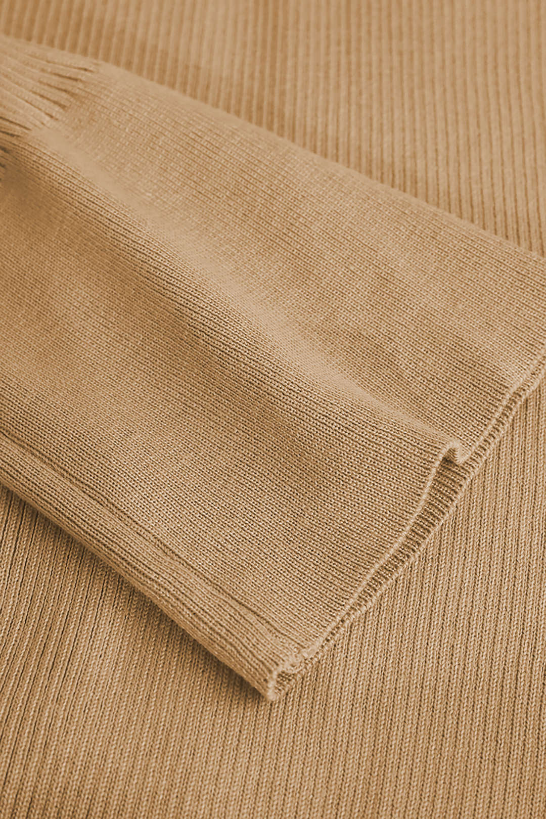 שמלת מקסי עם שרוולים קצרים וצווארון כפתורים 