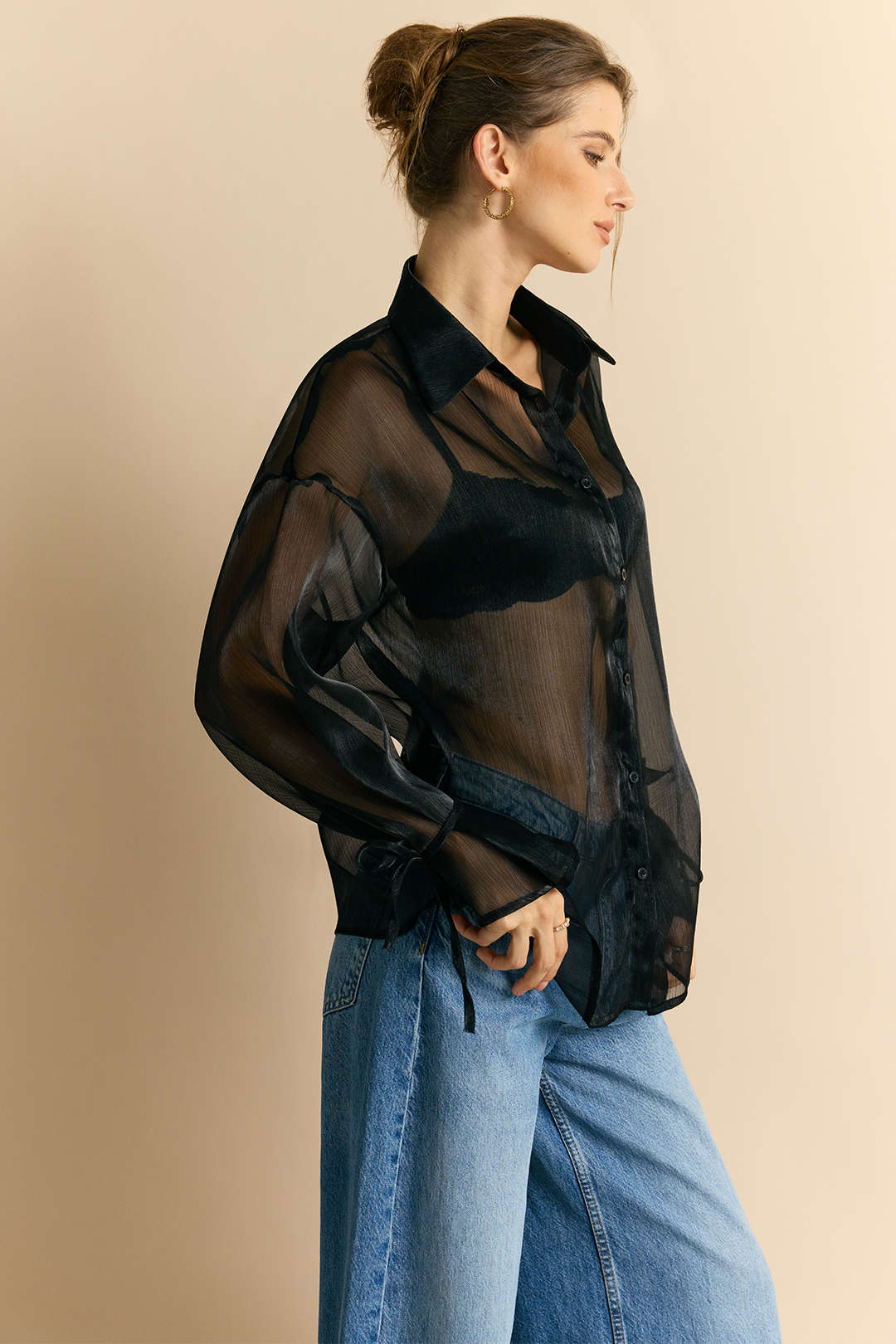 חולצת רשת שקופה עם קשירה ולפנטר ארוכת שרוולים 