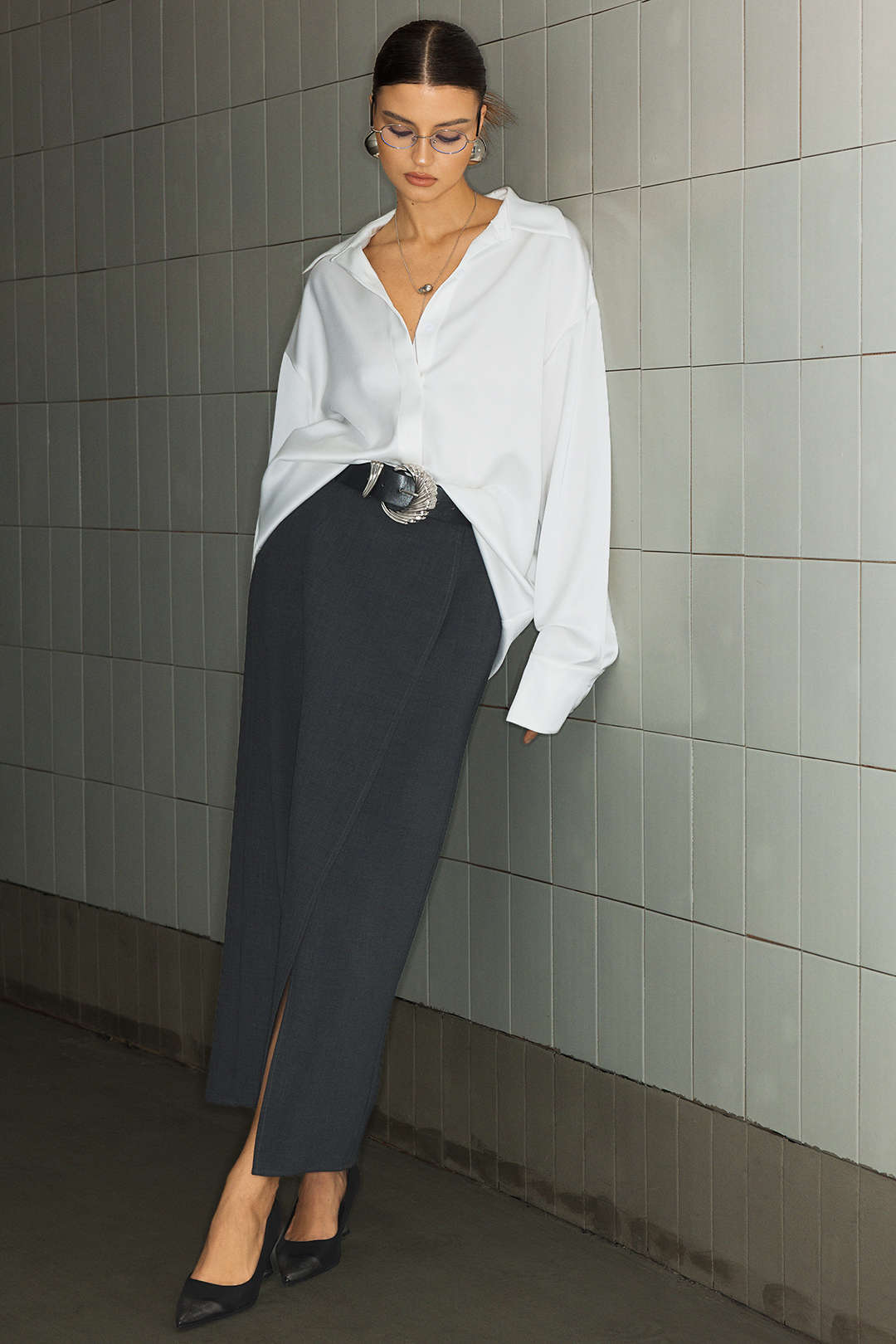 חולצת סאטן עם שרוולים ארוכים ומרופטת 