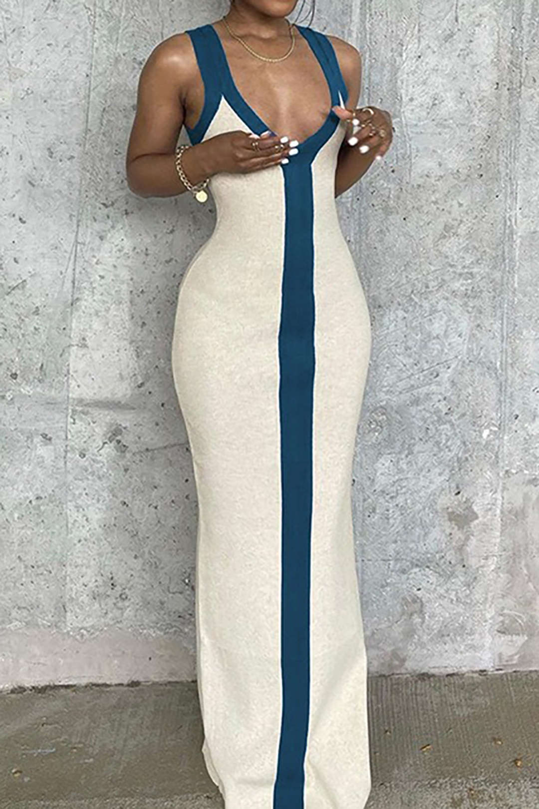 Vestido Maxi Color Block Con Escote En V Y Ribbed Elegante