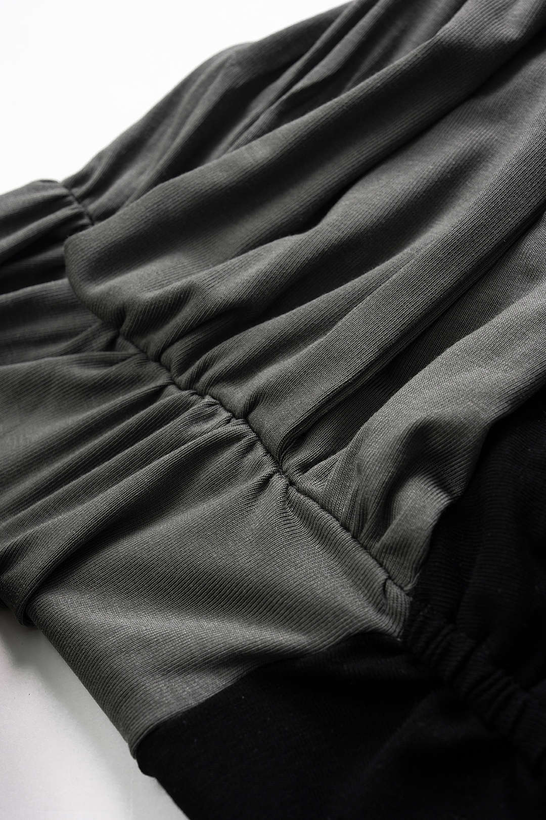 חצאית קשירה בגזרה גבוהה 