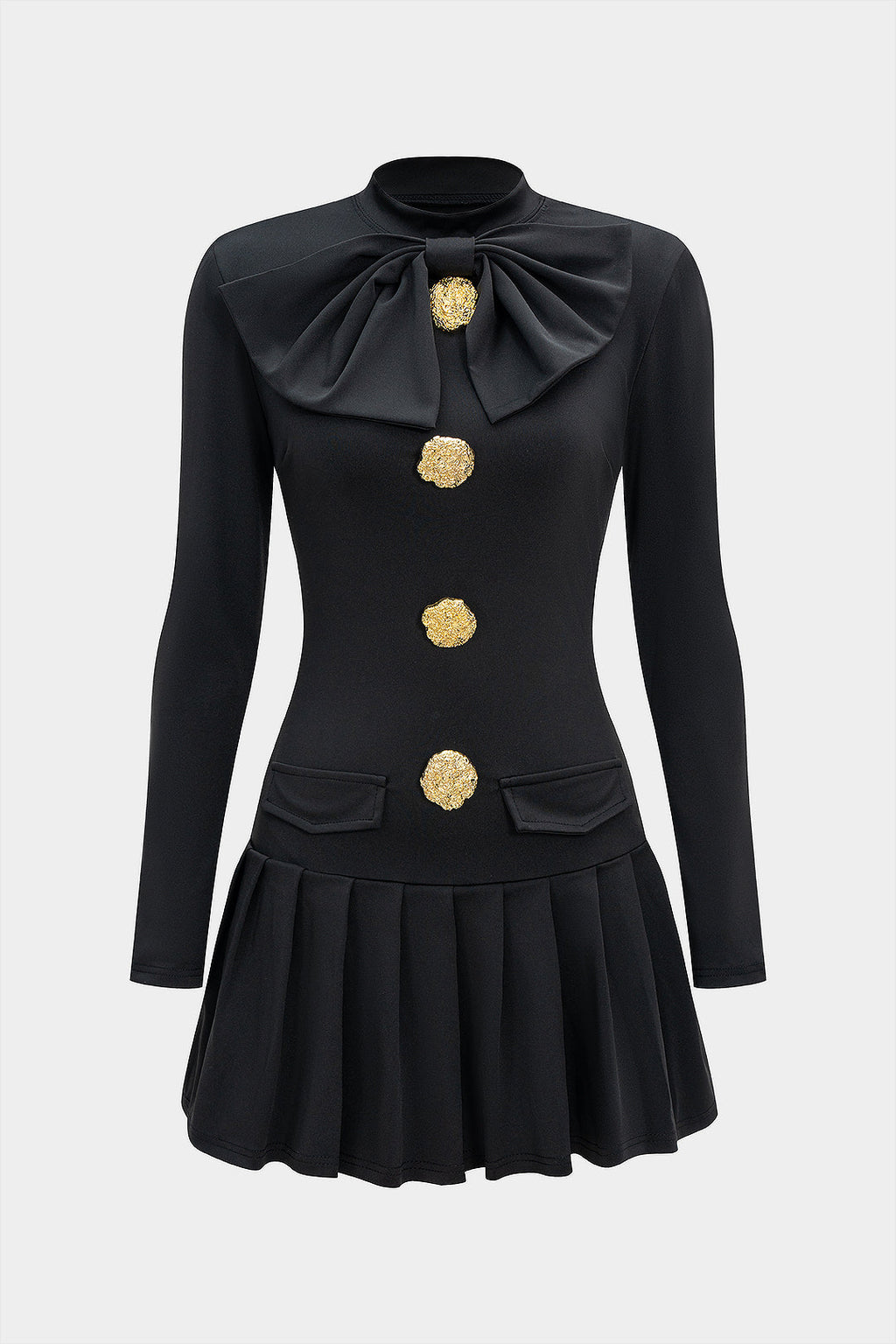 שמלת מיני עם שרוולים ארוכים וקשירה עם כפתורים מטאליים 