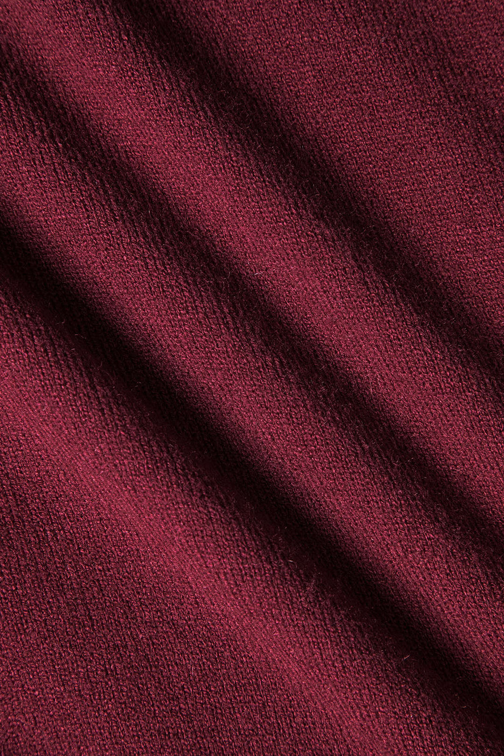 שמלת סריג עם תפרים מנוגדים 