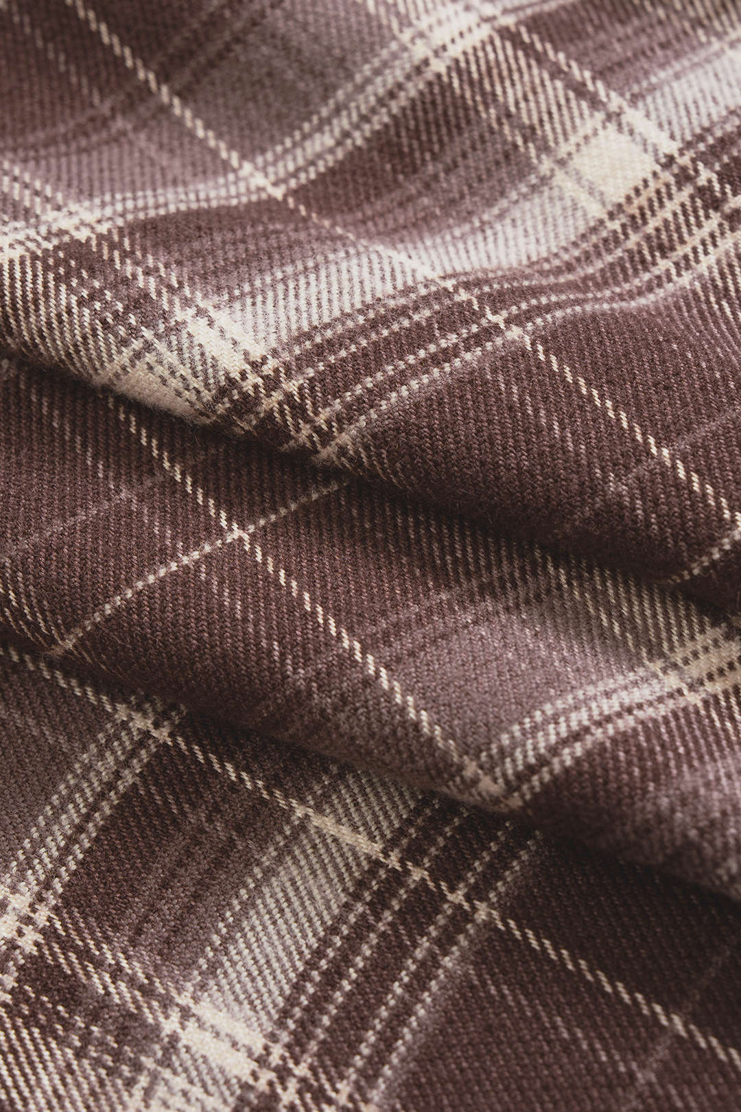 חצאית טלאים עם רוכסן והדפסה משובצת דמוי עור 