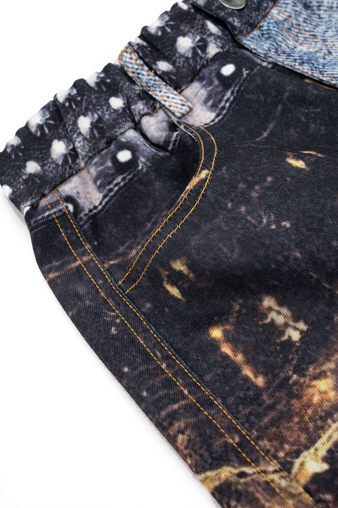 חצאית ג'ינס מודפסת עם כיסים במותן גבוה 