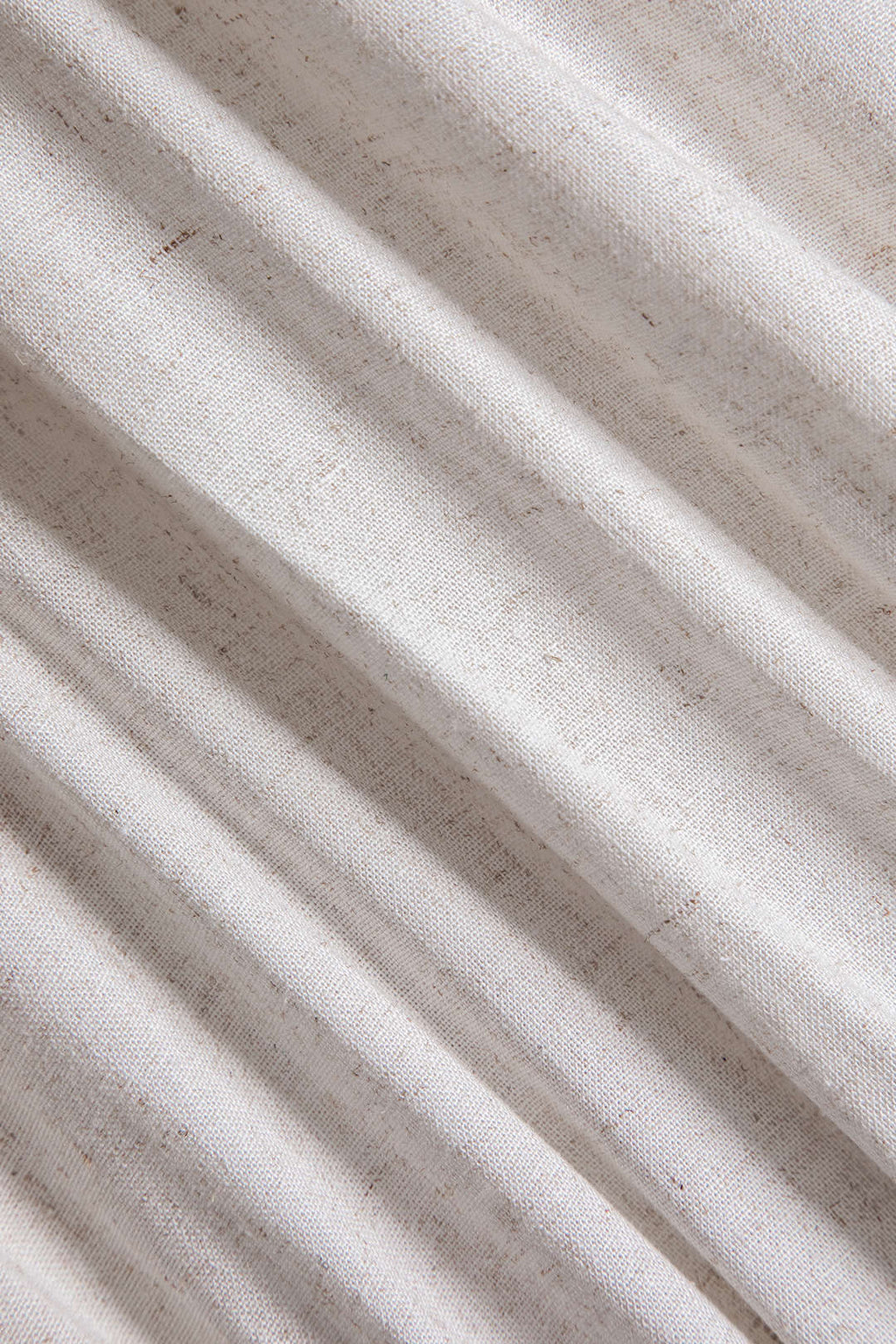 שמלת מיני עם שרוולים ארוכים, טלאים וקשירה, דמוי עור 