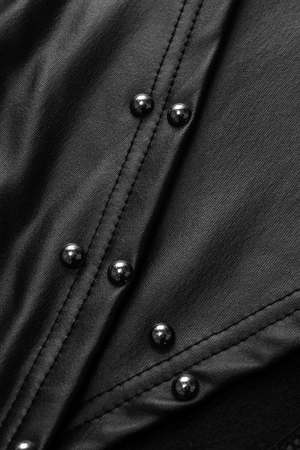 חצאית אסימטרית מטאלית דמוית עור 