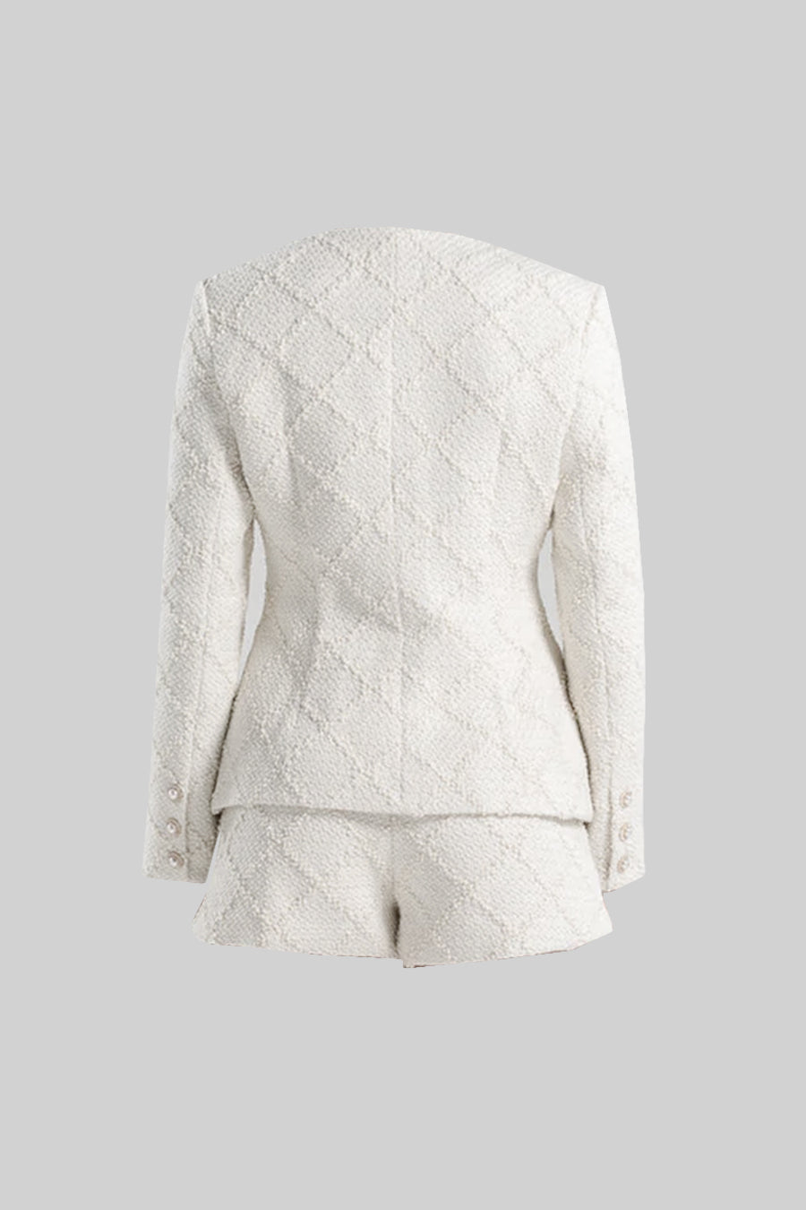 Conjunto Chaqueta Texturizada Dorada Y Shorts Elegantes