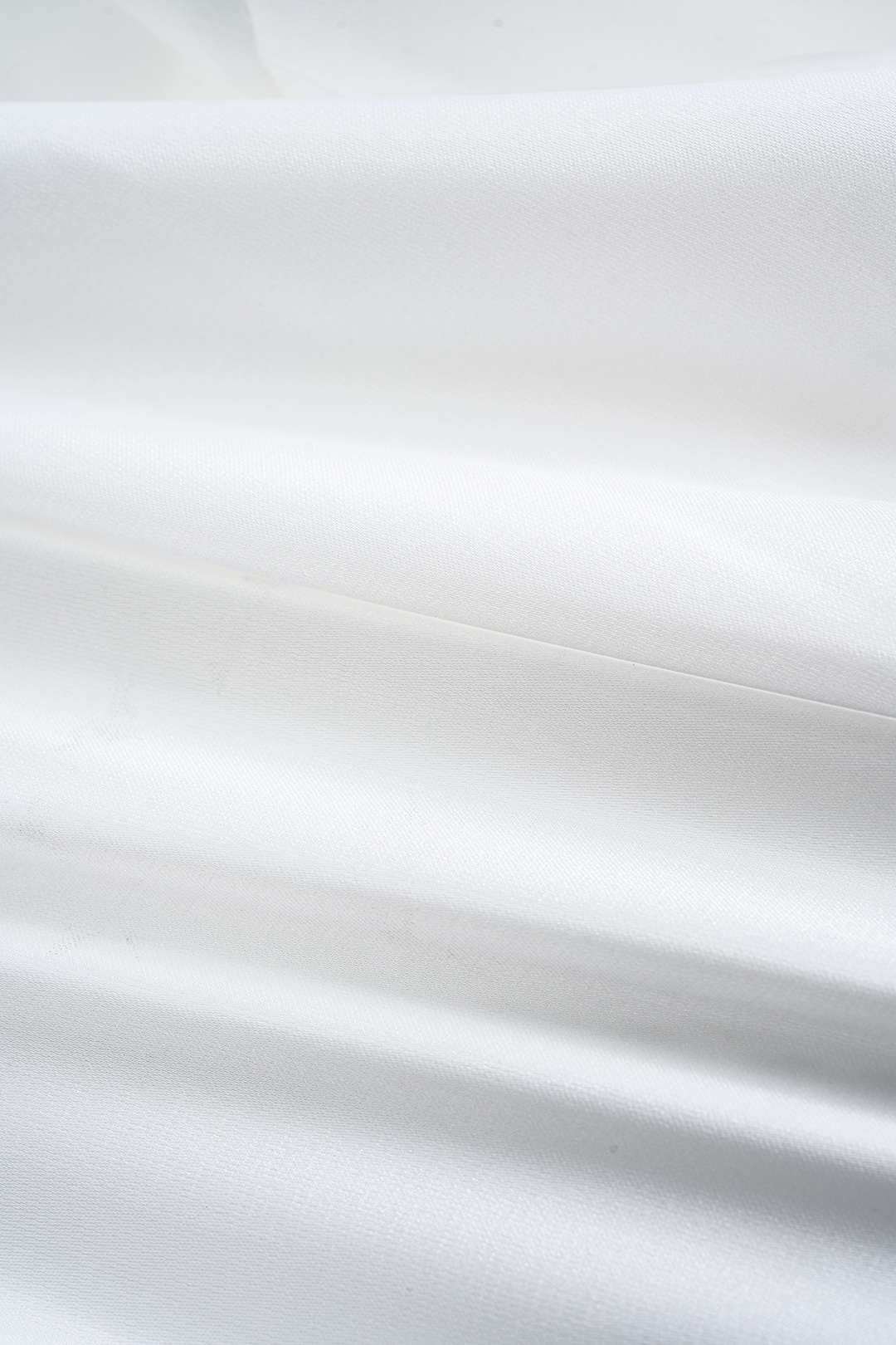 חולצה ארוכת שרוולים עם כפתורים וקשירה בגב 