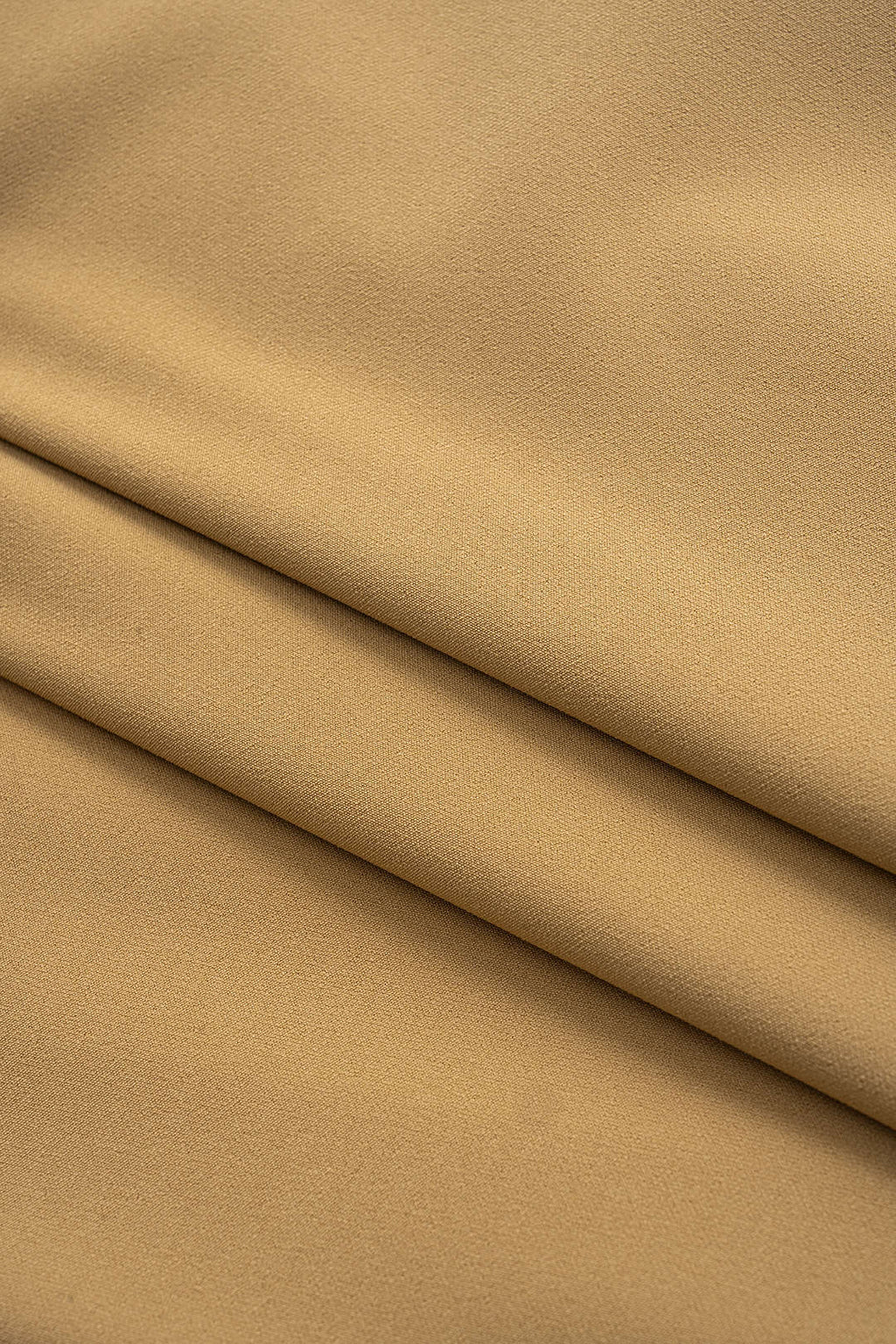 חצאית עם כיסים מכופתרים ממתכת 