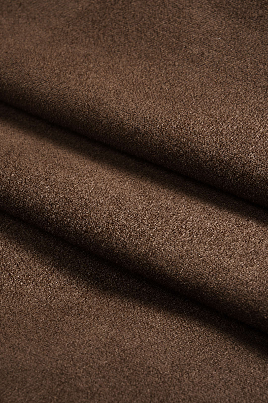 חצאית זמש קפלים עם חגורה 