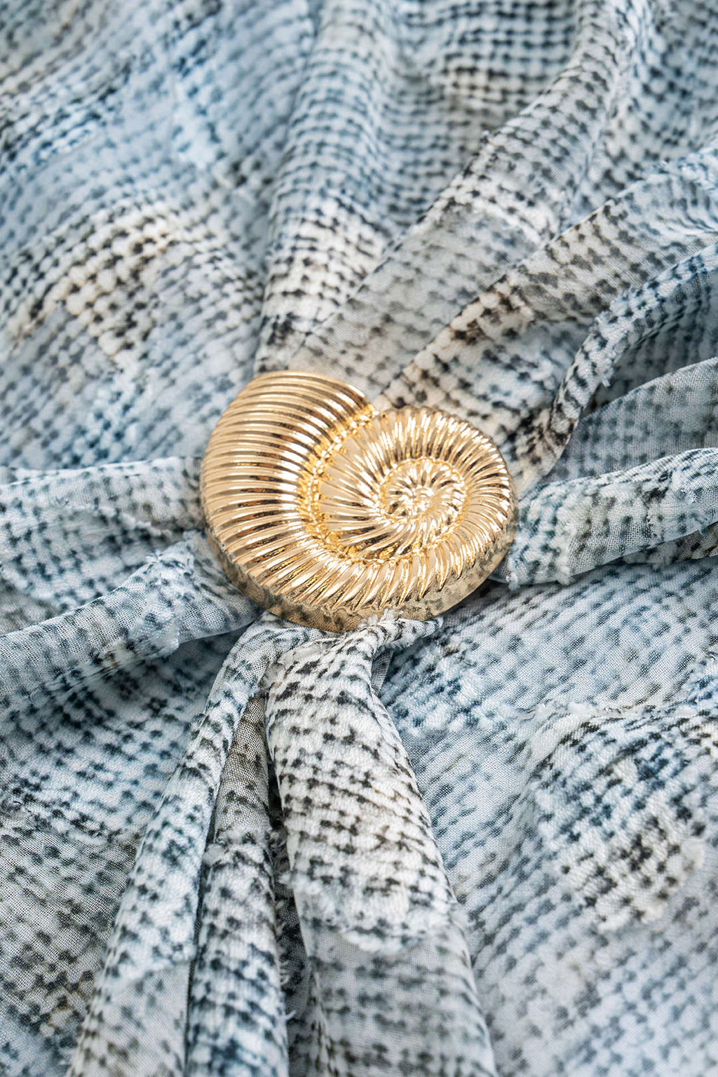 Abstract Pattern Chiffon Zipper Metallic Sea Shell Decor Ruched Skirt