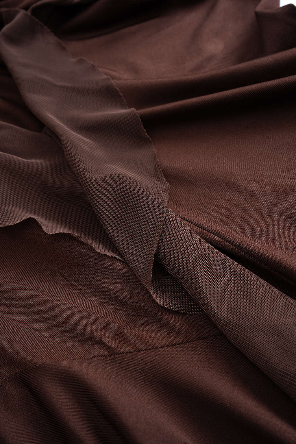 שמלת מיני ארוכת שרוולים עם צווארון V וצווארון V בצבע רשת 