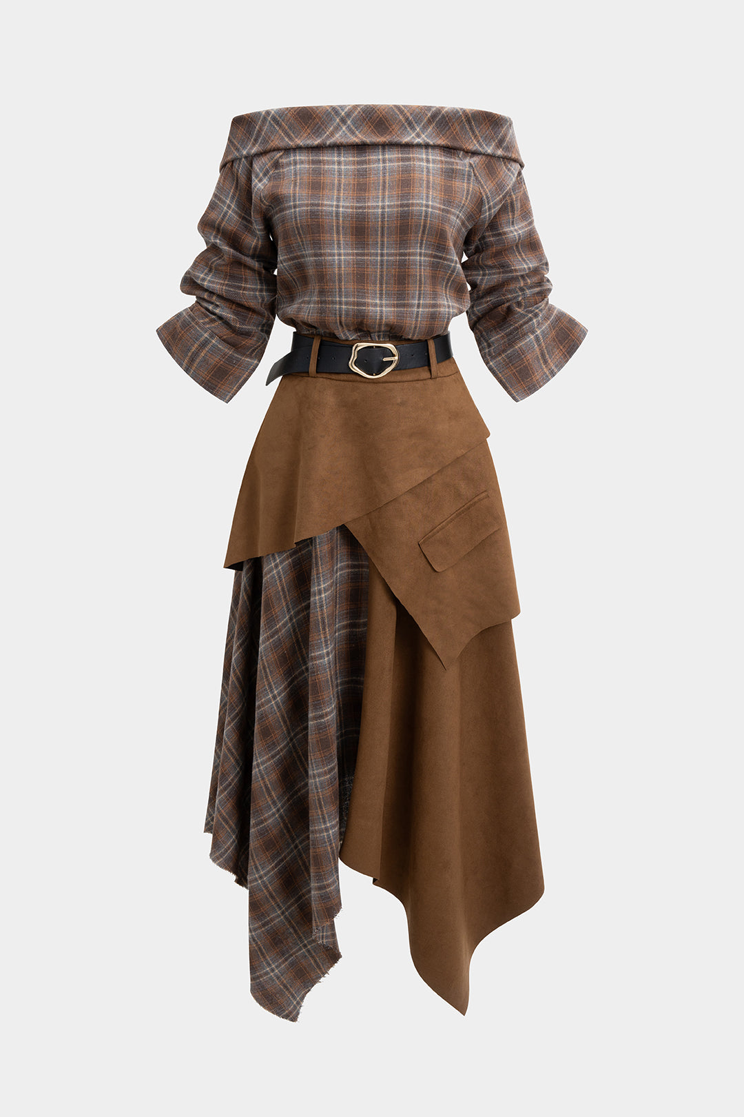 שמלת מידי עם כתפיים פתוחות ודלתות, רוכסן וחגורה, שרוולים ארוכים והדפס זמש משובץ 