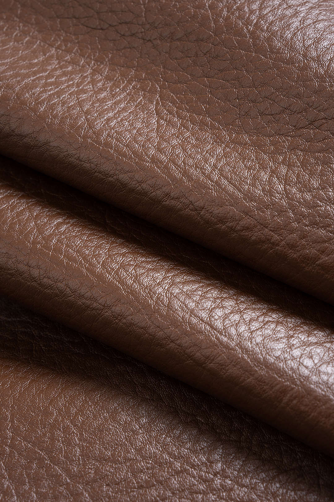 חצאית מיני עם טקסטורת דמוית עור 