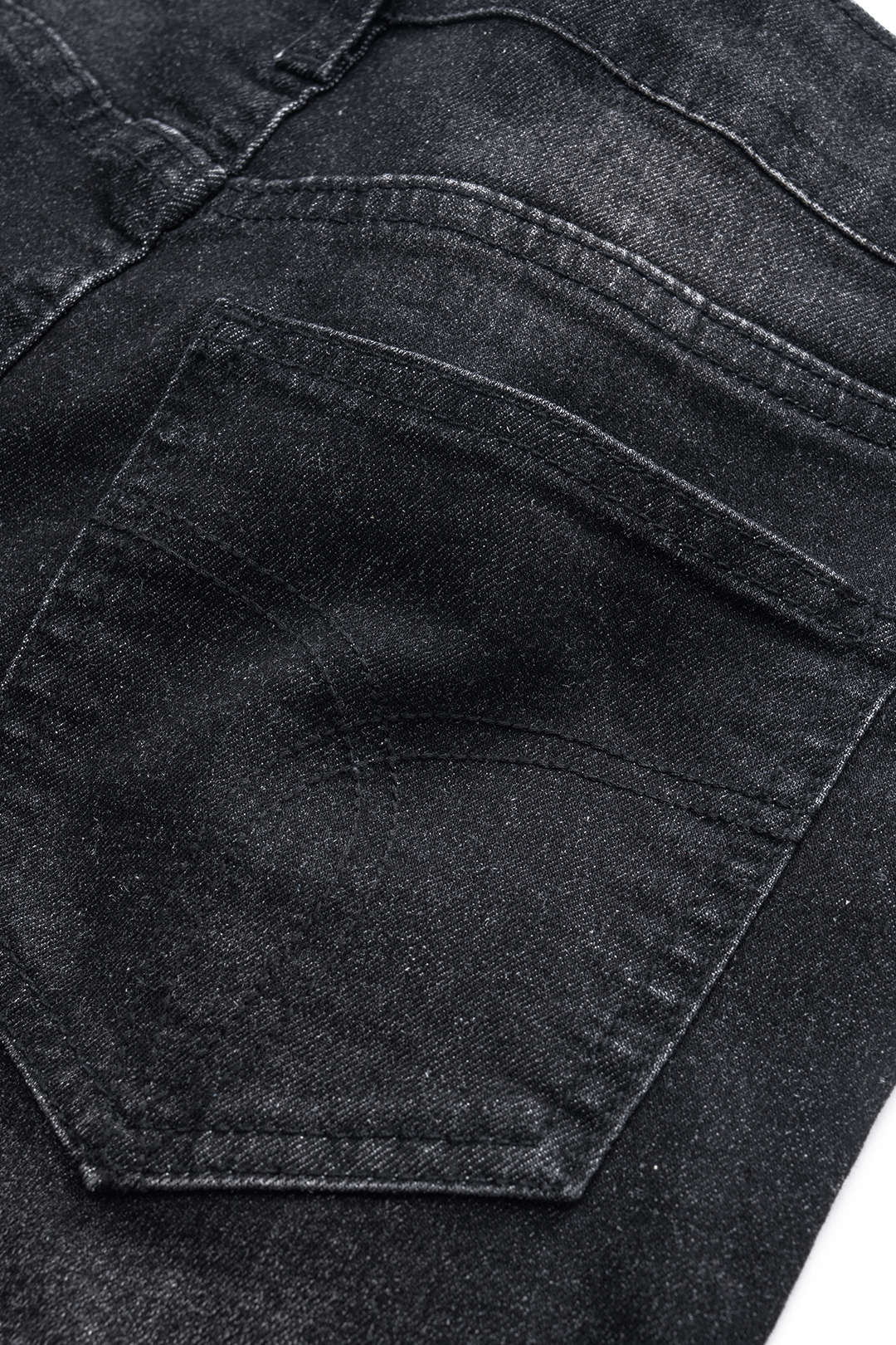 Vaqueros Denim Pierna Ancha Con Desgaste Y Bolsillos Botón