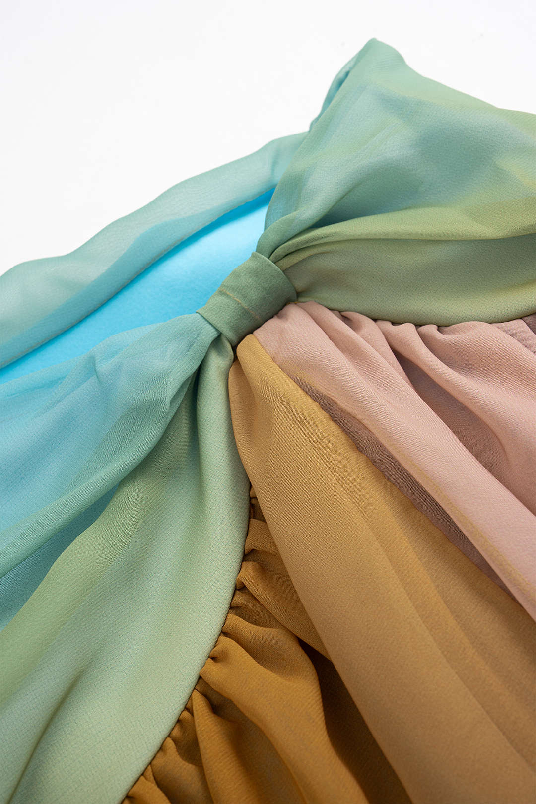 חצאית אסימטרית עם הדפס אומברה 