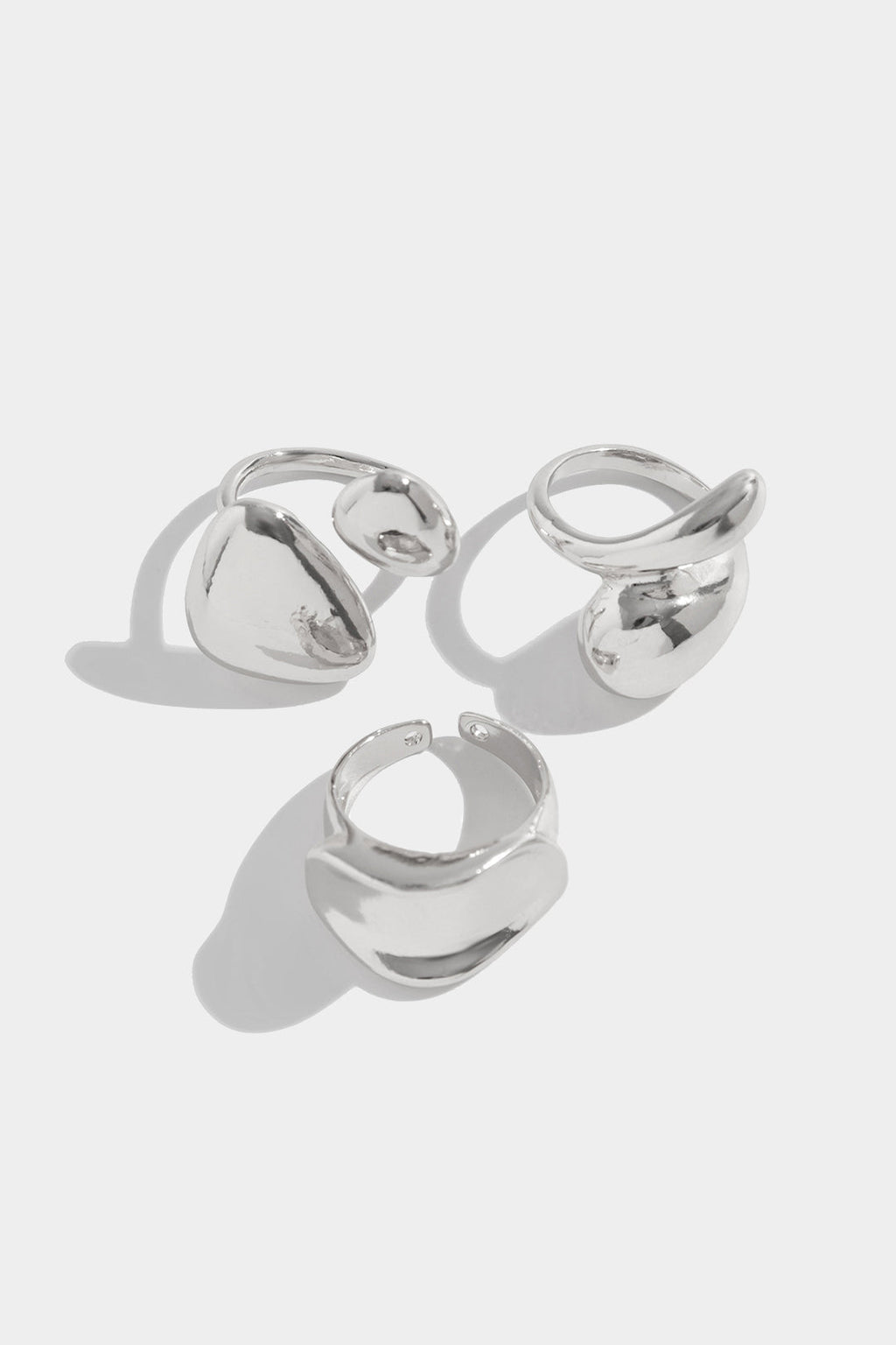 Anillos Irregulares Metálicos Texturas Minimalistas