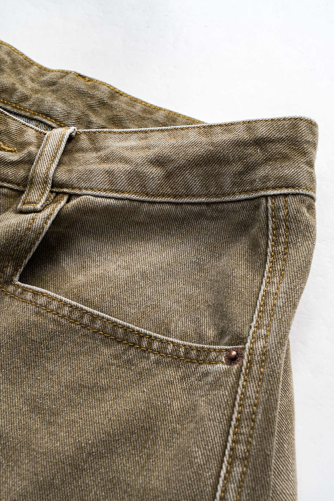 Jeans de Pierna Ancha Lavados Estilo Barril Diario