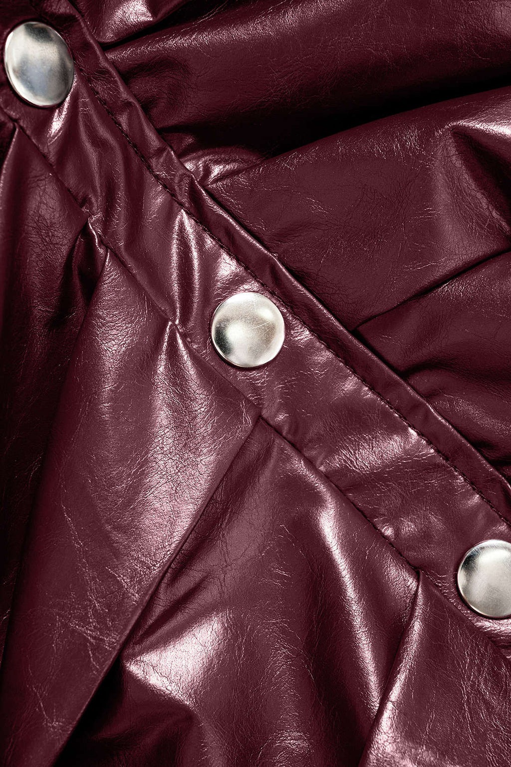 חצאית דמוית עור עם קפלים 