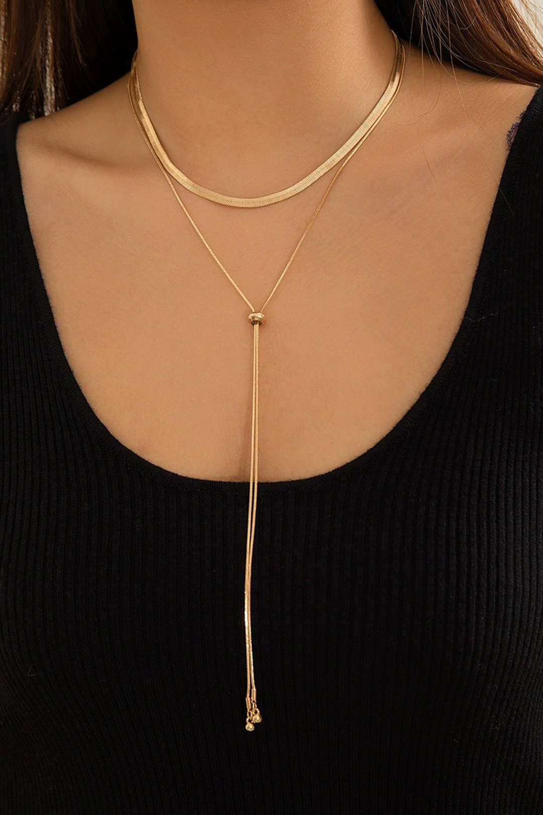 Collar Choker de Cadena Metálica Moderna y Elegante