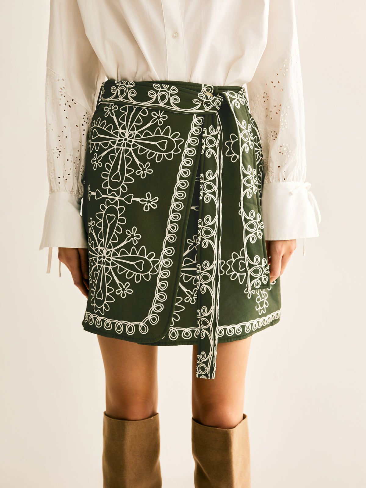 Falda Boheme Estampada Con Cintura Alta Y Cinturón Elegante