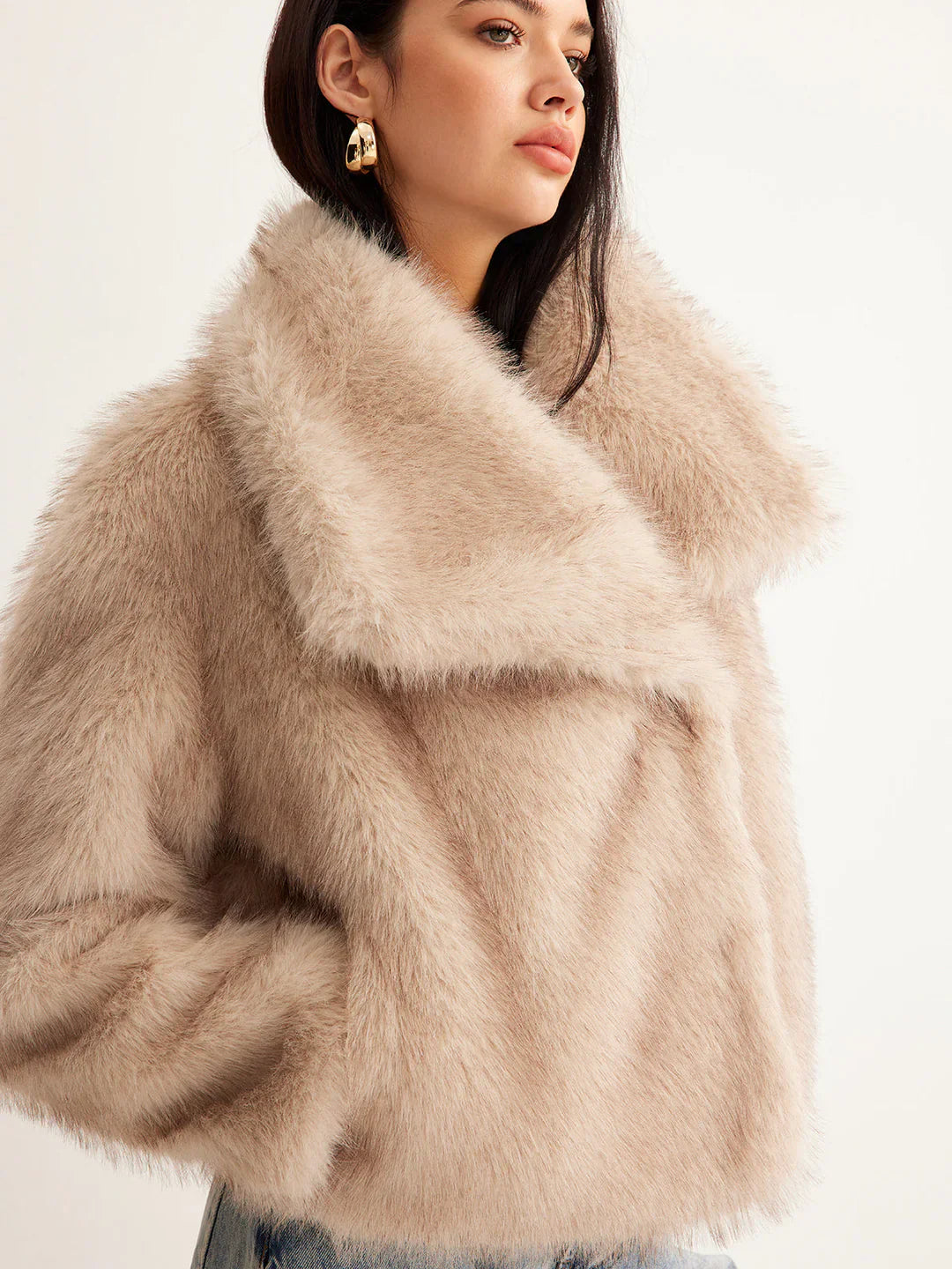 Chaqueta de Piel Oversized Lujo Elegante Bornz Silueta