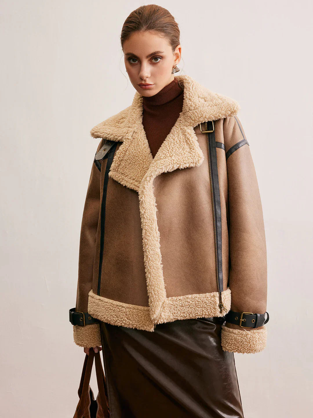 Chaqueta De Cuero Sintético Icono De Silueta Oversized